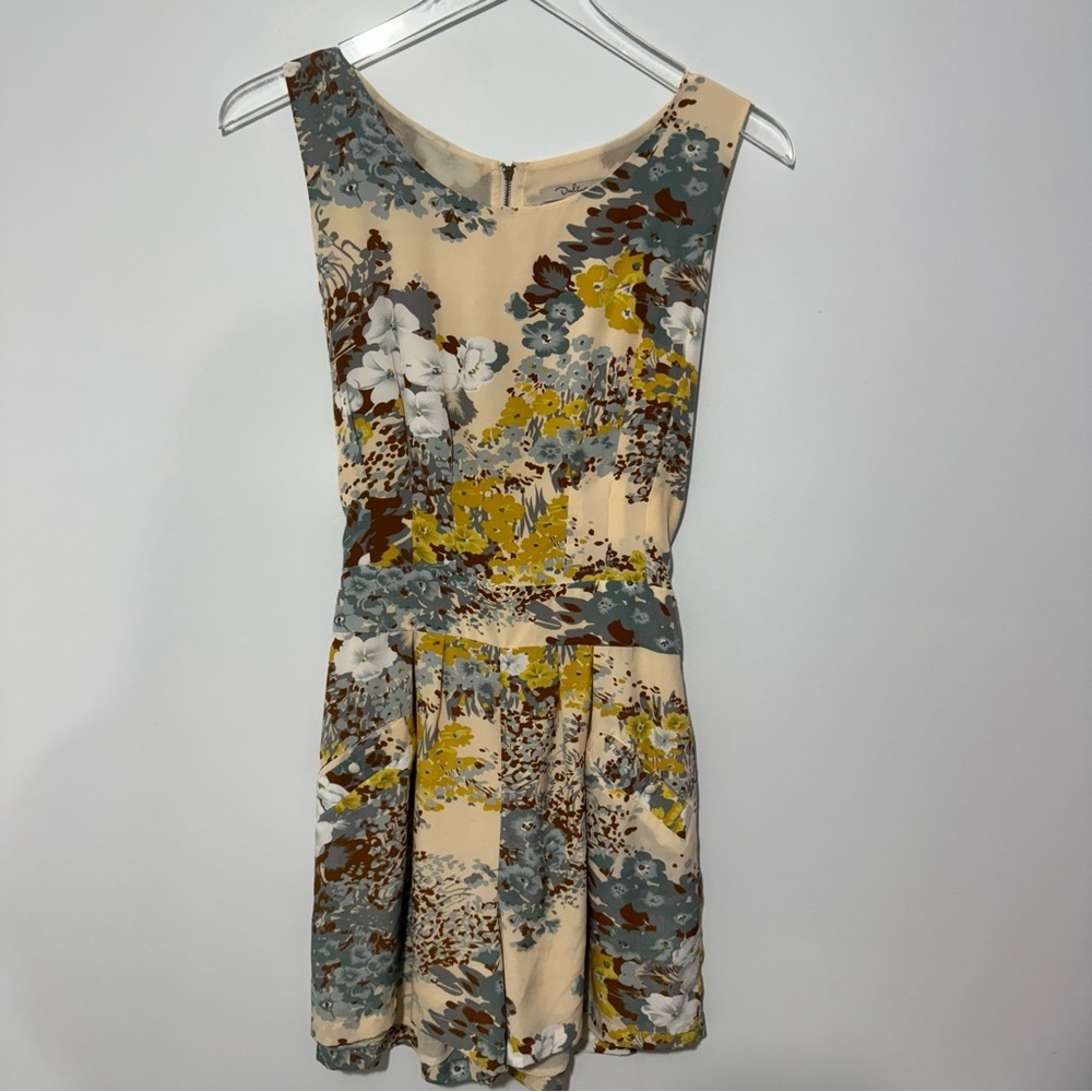 Women’s Romper Darling brand size small 2023